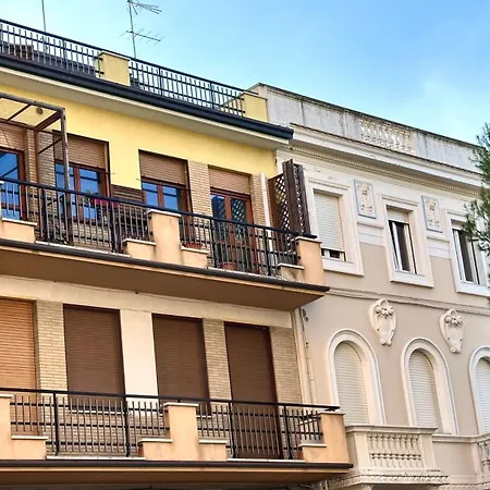 P027 - Porto Recanati, Trilocale In Centro Vista Mare Διαμέρισμα